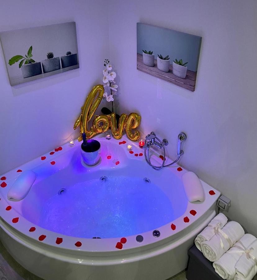 Bed and Breakfast Bebasu Neapol Zewnętrze zdjęcie