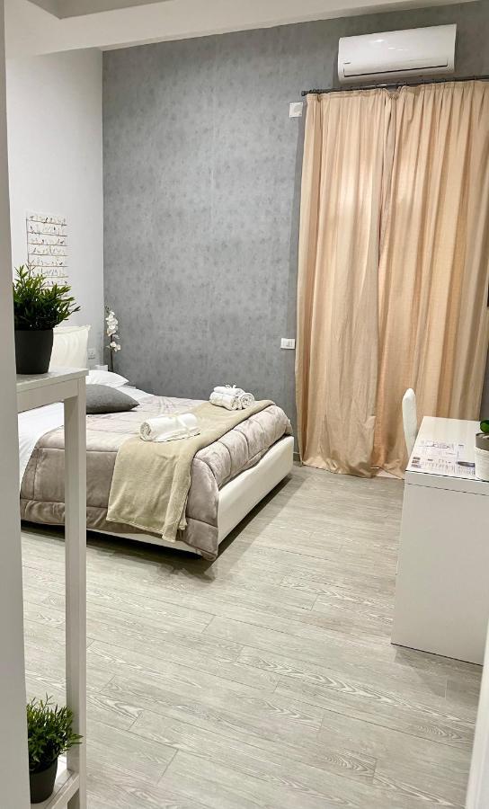 Bed and Breakfast Bebasu Neapol Zewnętrze zdjęcie