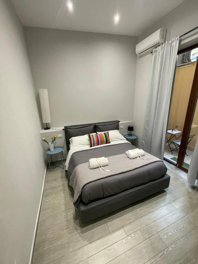 Bed and Breakfast Bebasu Neapol Zewnętrze zdjęcie